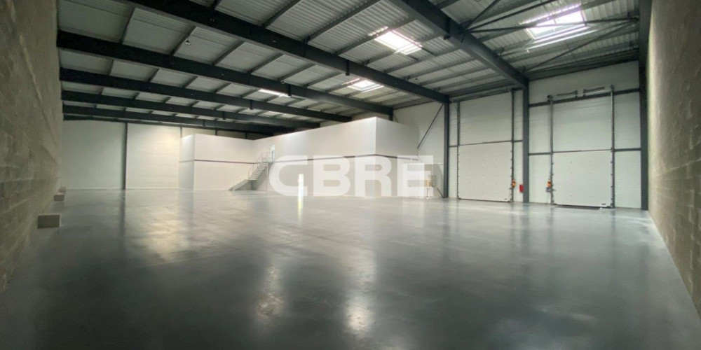 local industriel à MERIGNAC (33700)